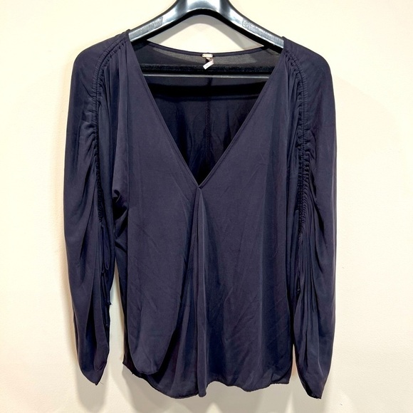 Free People Salt N Peppa Modal Blend Surplice Black Blouse Size Small - Picture 6 of 13